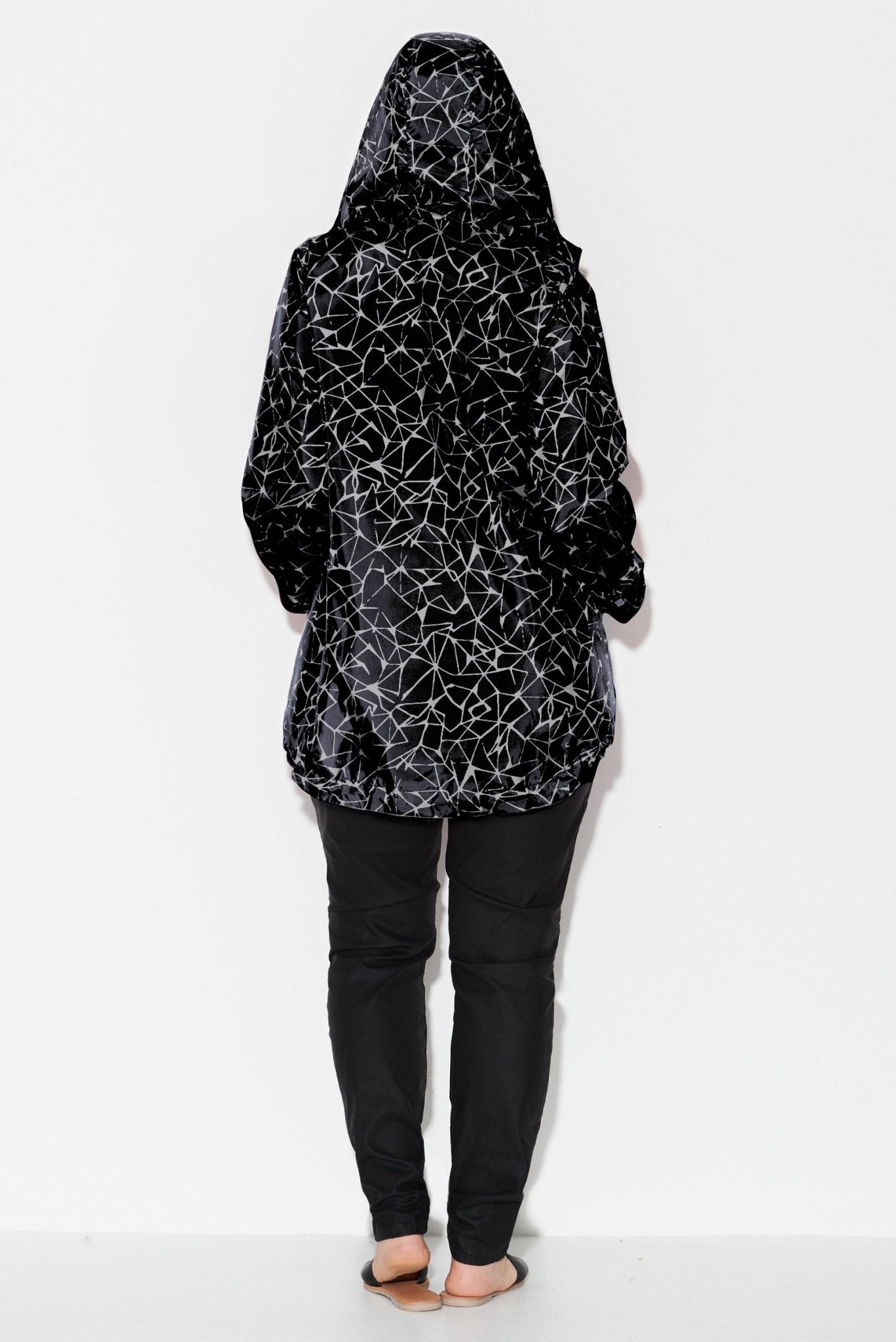 Electric Love Recycled Raincoat - Black Multi - 17 Sundays17 Sundaysmodel wears 17 Sundays plus size raincoat in electric love print