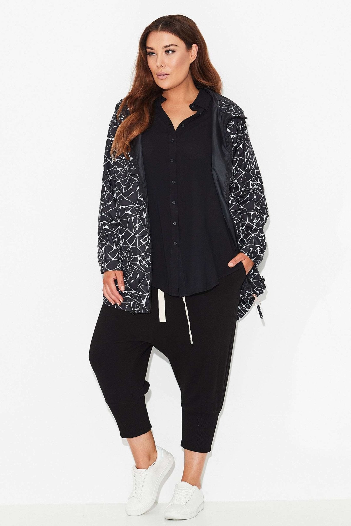 Electric Love Recycled Raincoat - Black Multi - 17 Sundays17 Sundaysmodel wears 17 Sundays plus size raincoat in electric love print