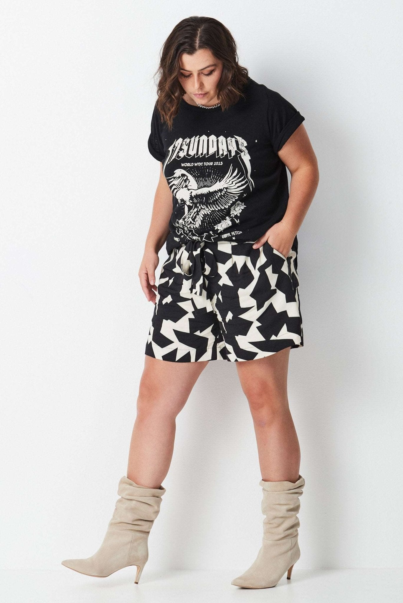 On Tour Tee - Onyx - 17 Sundays17 SundaysOn Tour Tee - Onyx