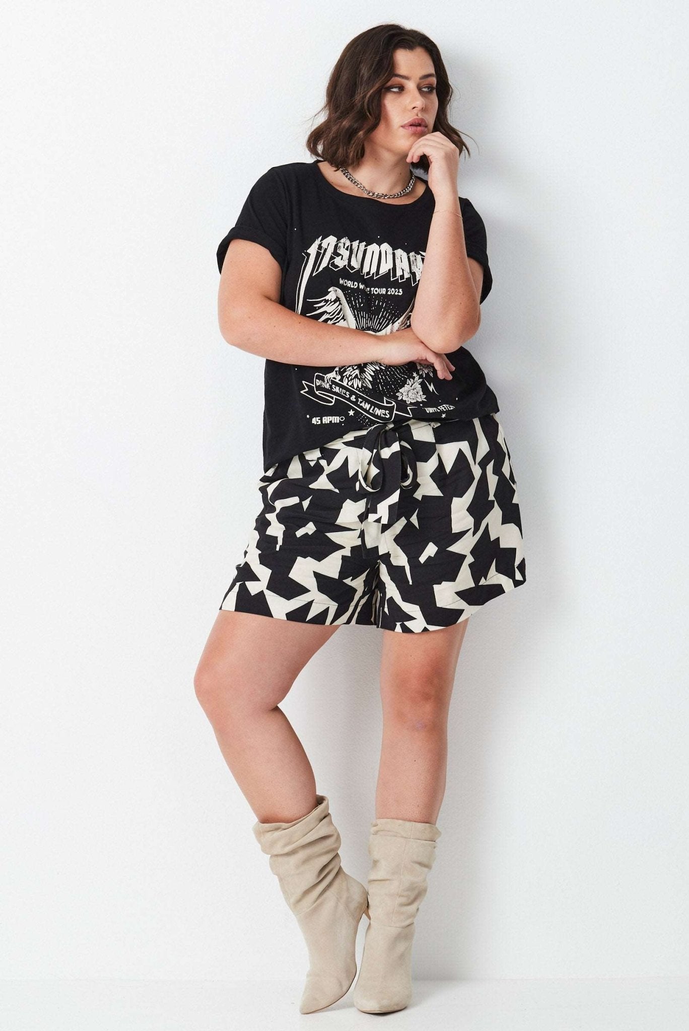 On Tour Tee - Onyx - 17 Sundays17 SundaysOn Tour Tee - Onyx