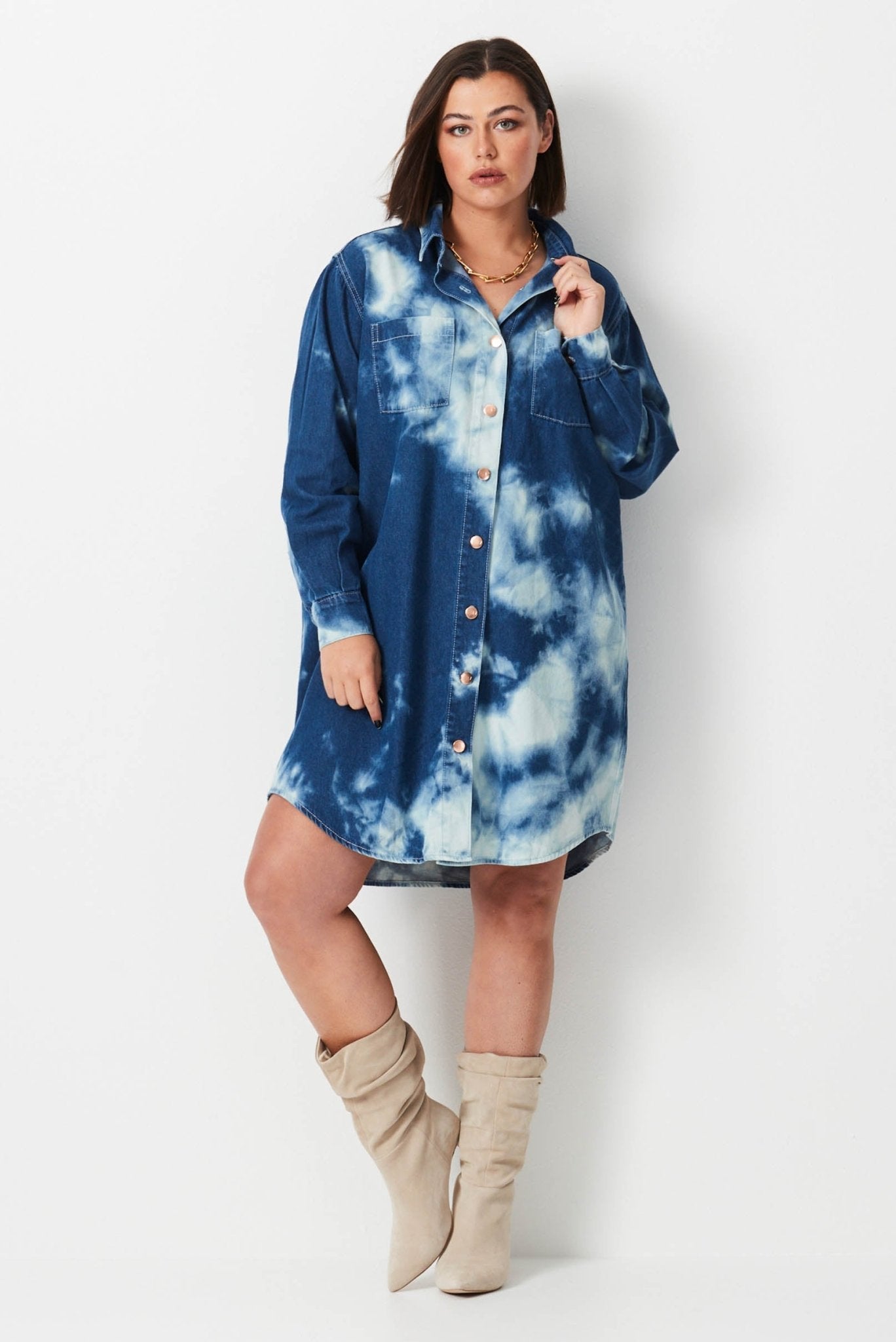Shibori Denim Shirt Dress - Indigo Wash - 17 Sundays17 SundaysModel wears dark blue denim shibori plus size shirt dress